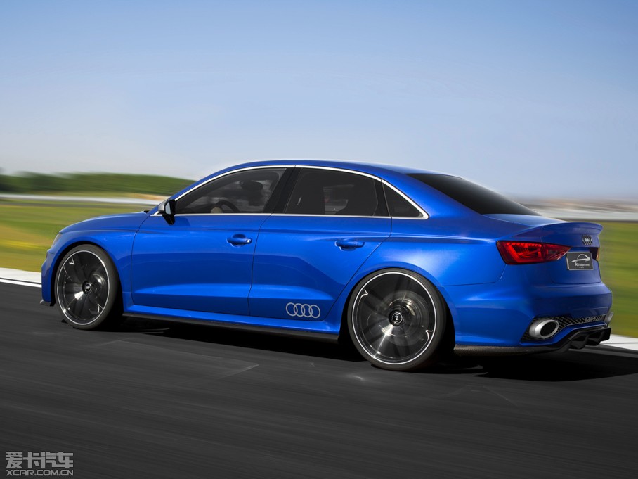 2014WA3 Limousine(M) Clubsport quattro