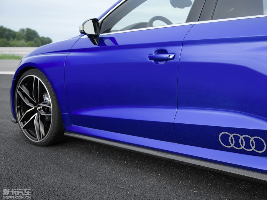 2014WA3 Limousine(M(jn)) Clubsport quattro