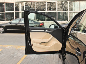 201440 TFSI S Line m {λ܇T