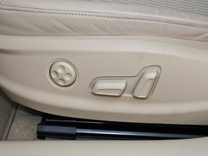 201440 TFSI S Line m {{