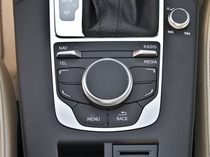 201440 TFSI S Line m {(dio)(ji)