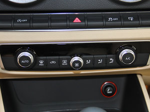 201440 TFSI S Line m {(dio){(dio)(ji)