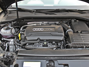 201440 TFSI S Line m lәC