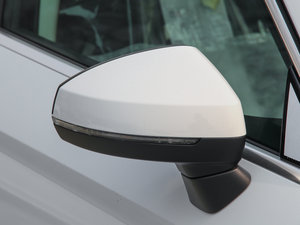 201440 TFSI S Line A (x)(ji)^