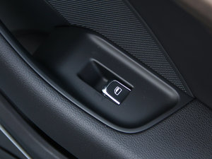 201440 TFSI S Line A п؅^