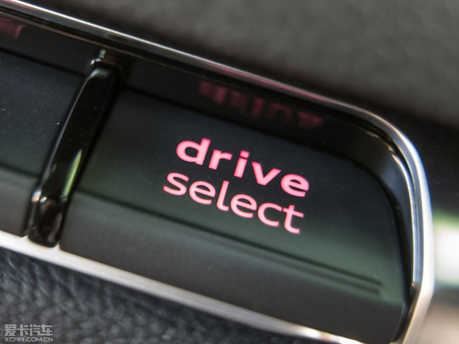 2015?yun)WS3 2.0TFSI Limousine