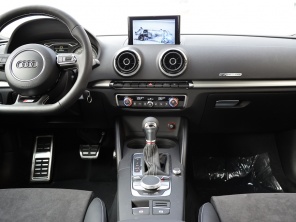 奧迪(進口)2015款奧迪S3三廂