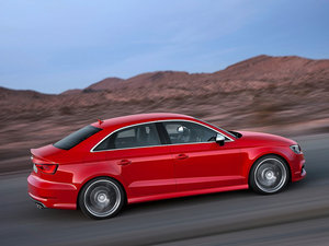 20152.0TFSI Limousine w^