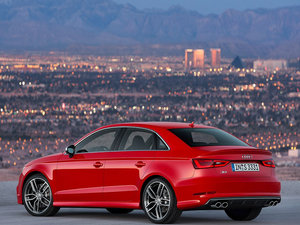 20152.0TFSI Limousine w^