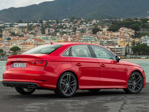 20152.0TFSI Limousine w^