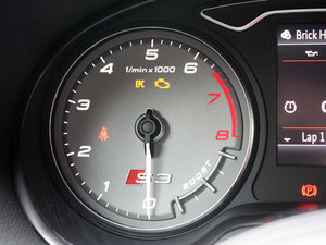 20152.0TFSI Limousine п؅^