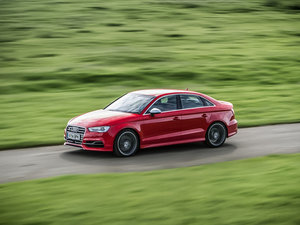 20152.0TFSI Limousine w^