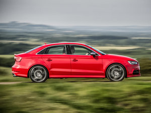 20152.0TFSI Limousine w^