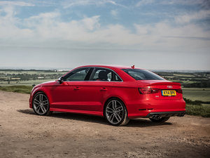 20152.0TFSI Limousine w^