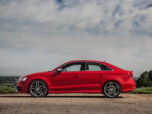 20152.0TFSI Limousine w^