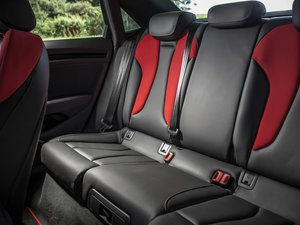 20152.0TFSI Limousine g