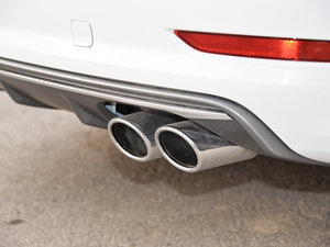 20152.0TFSI Limousine (ji)^