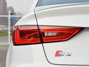 20152.0TFSI Limousine (ji)^