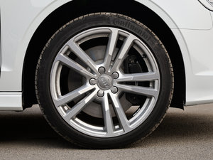 20152.0TFSI Limousine ^