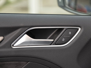 20152.0TFSI Limousine g