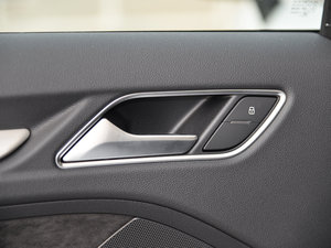 20152.0TFSI Limousine g