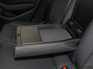 20152.0TFSI Limousine g