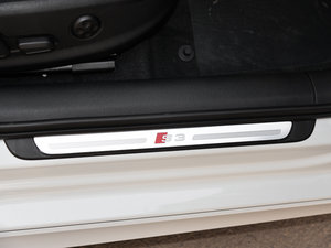 20152.0TFSI Limousine g