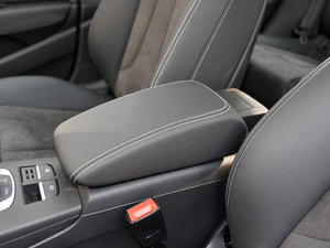 20152.0TFSI Limousine g