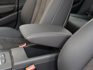 20152.0TFSI Limousine g