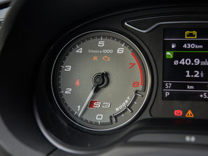 20152.0TFSI Limousine п؅^