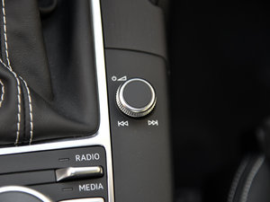 20152.0TFSI Limousine п؅^