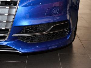 20152.0TFSI Limousine ^