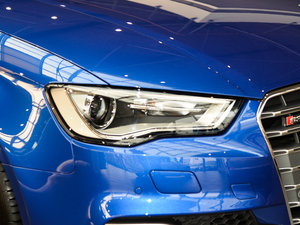 20152.0TFSI Limousine ^