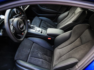 20152.0TFSI Limousine g