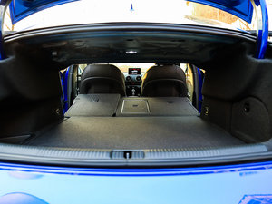 20152.0TFSI Limousine g