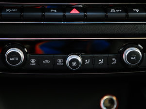 20152.0TFSI Limousine п؅^