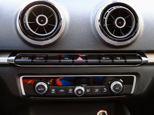 20152.0TFSI Limousine п؅^