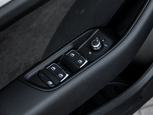 20152.0TFSI Limousine {܇ƅ^(q)	