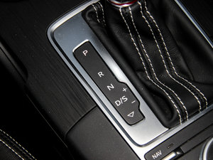 20152.0TFSI Limousine п؅^