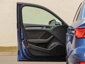 20152.0TFSI Limousine {λ܇T