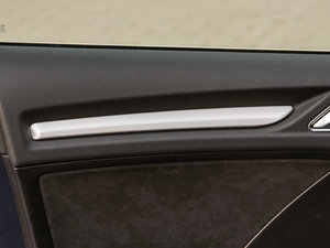 20152.0TFSI Limousine g