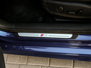 20152.0TFSI Limousine g