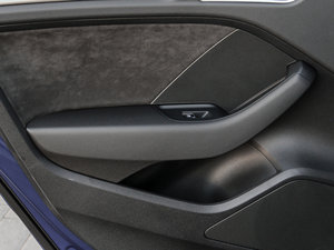 20152.0TFSI Limousine g