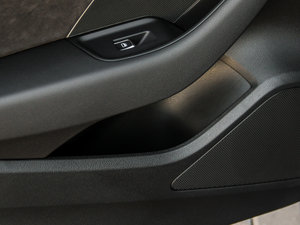 20152.0TFSI Limousine g