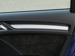 20152.0TFSI Limousine g