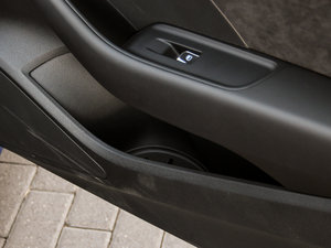 20152.0TFSI Limousine g