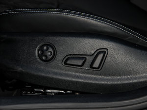 20152.0TFSI Limousine {{(ji)