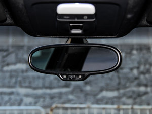 20152.0TFSI Limousine ܇(ni)ҕR