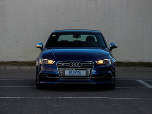 20152.0TFSI Limousine ^