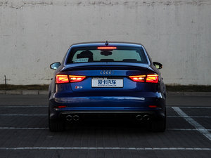 20152.0TFSI Limousine ^